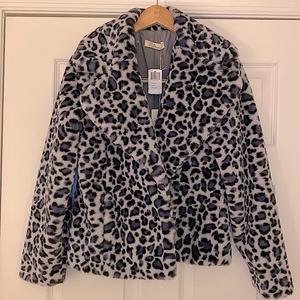 Faux Fur Leopard Jacket in Gray Violet (M)